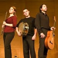 kühl blau - Ensemble Ultima Rara