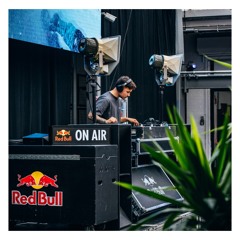 Ray C @ Studio – Mix Vol. 1 (House / Garage / Minimal) 07.11.2025