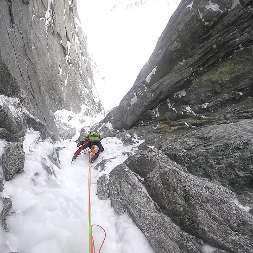 Ep 108 -  Emergency Bivy in Chamonix - Steve van Zutphen