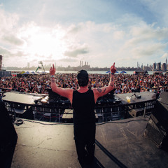 LUKE ALEXANDER Live @ Greenpoint Waterfront w/ Tiesto Oct 19th 2025