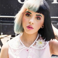 Melanie Martinez - Zzzz