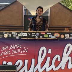 Neulich im Biergarten Eden - Bubbles @ Biergarten Neulich