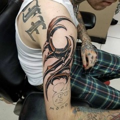 2.0 RACIN AROUND DA HOOD