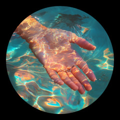 PREMIERE: Mikosonic - Out Of Love