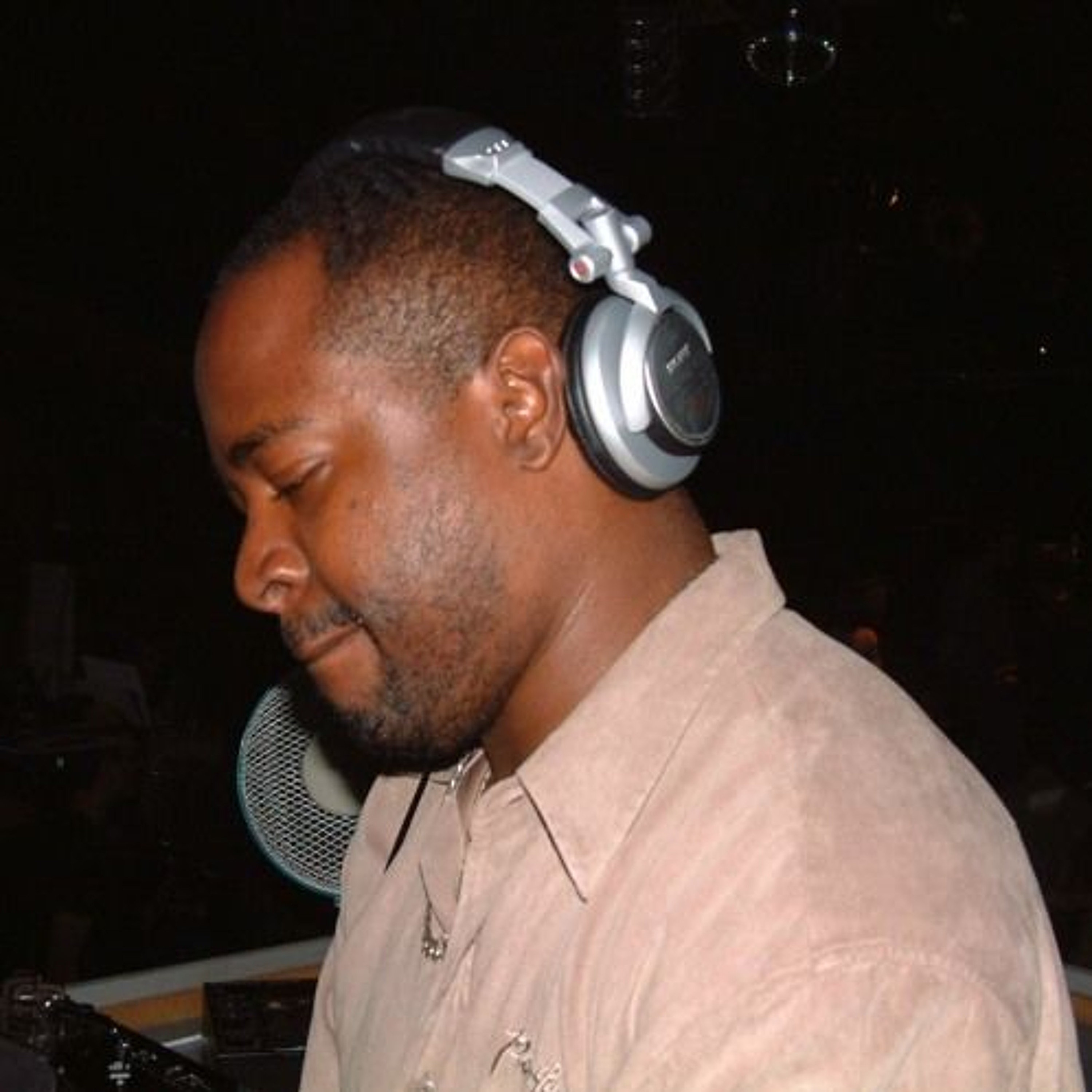 DJ Disciple Live 91.5 FM WNYE, NYC, 10-13-94' (Manny'z Tapez) episode artwork