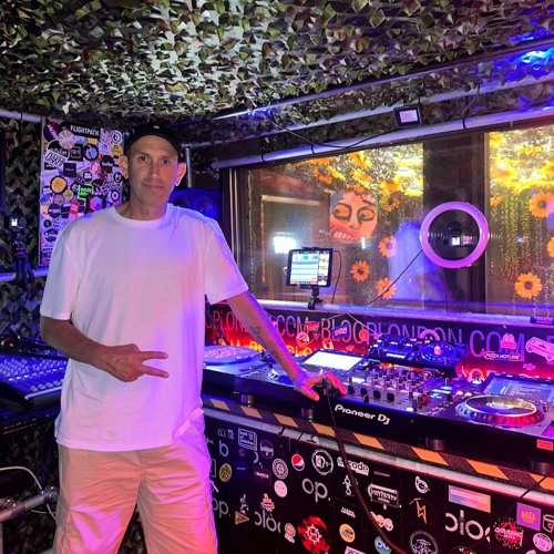 Minimal Therapy w/ Matt Timms - 03.08.24
