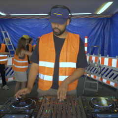 Young Lychee | DASLABOR