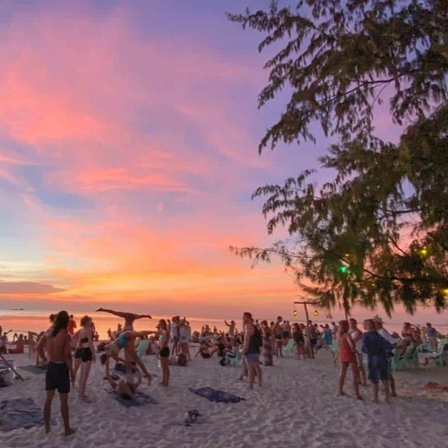 Sunset over Zen Beach @ Koh Phan-gan