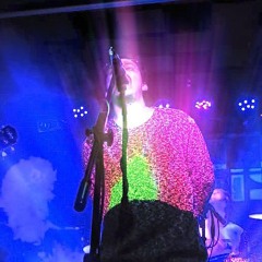 COMPLICE ETERNO (GLUP)