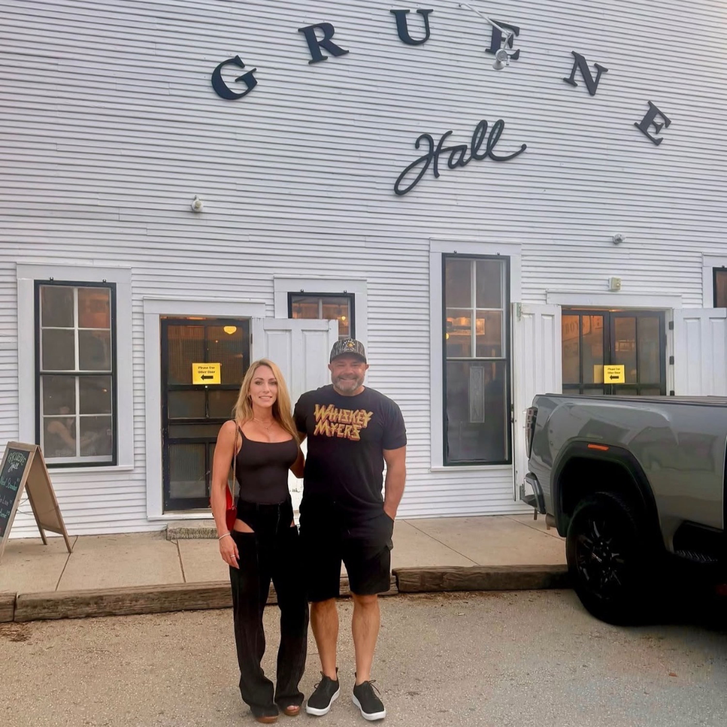 E548 - Nebraska to Texas Part 2 | Gruene Hall, Hayes Carll, Luckenbach & the Heart of Texas Music