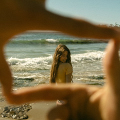 Flowing - OUT NOW 🌴💋