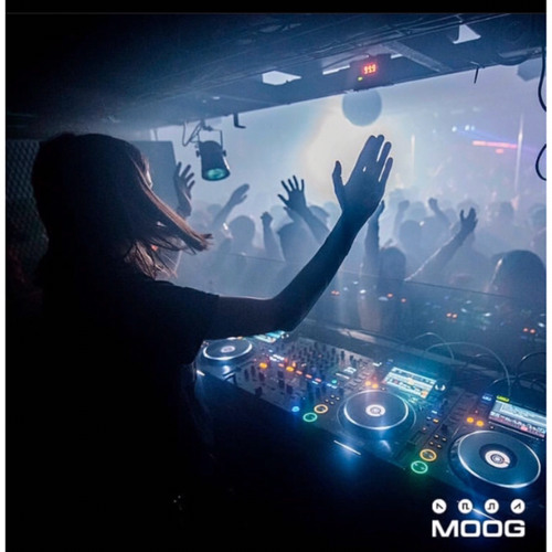 JenCruz@MoogBcn