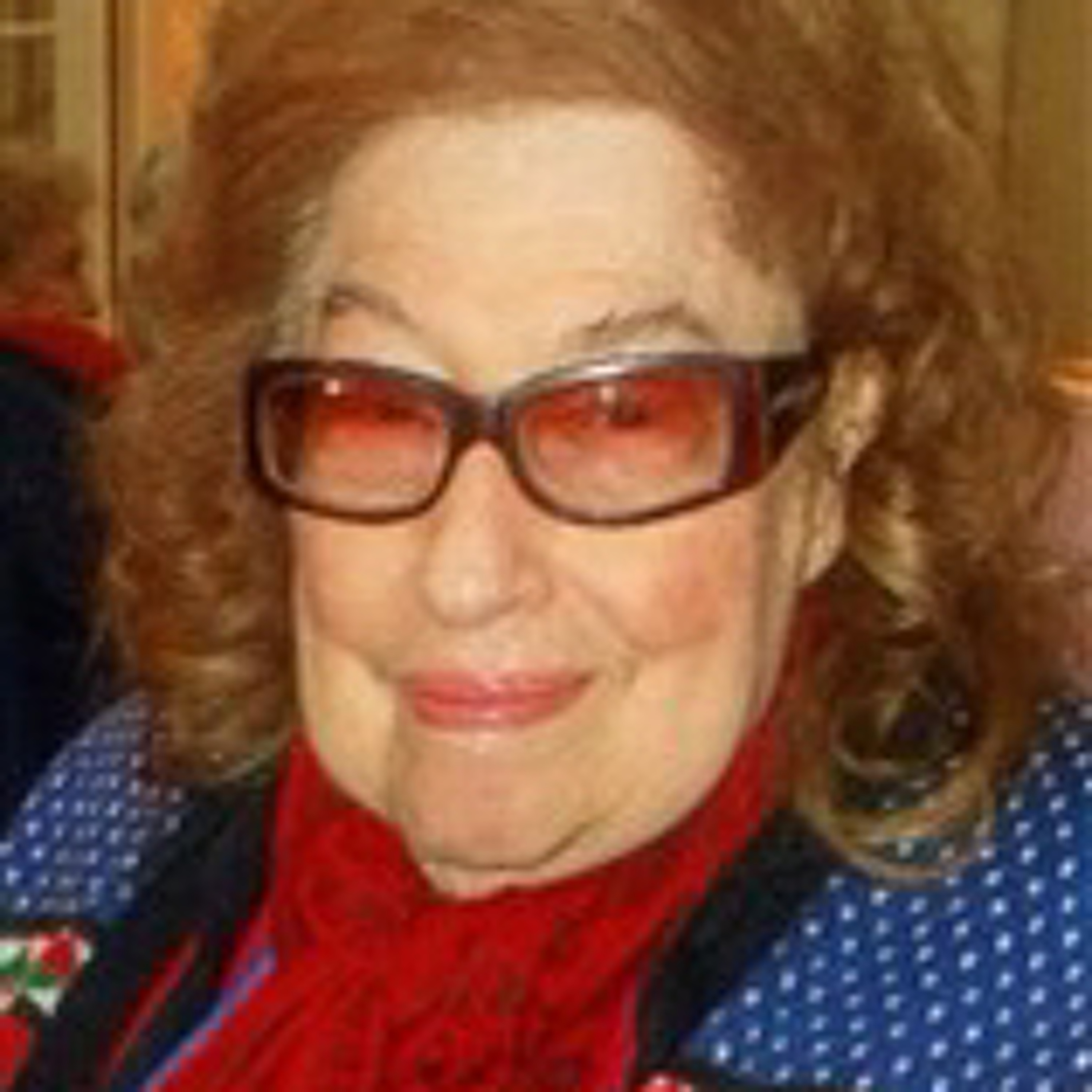 Wanda LynnWheeler on Breaking it Down with Frank MacKay - Mains - 65 Years Of Avon & Counting