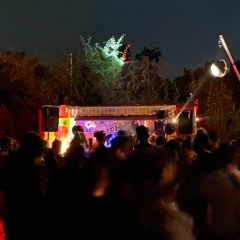 220806 | forever |Britney’s Peers| Ohne Bedenken