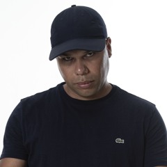 EU SÓ TE VEJO COMO AMIGA - WR ORIGINAL E MC LD (DJ BOKINHA)
