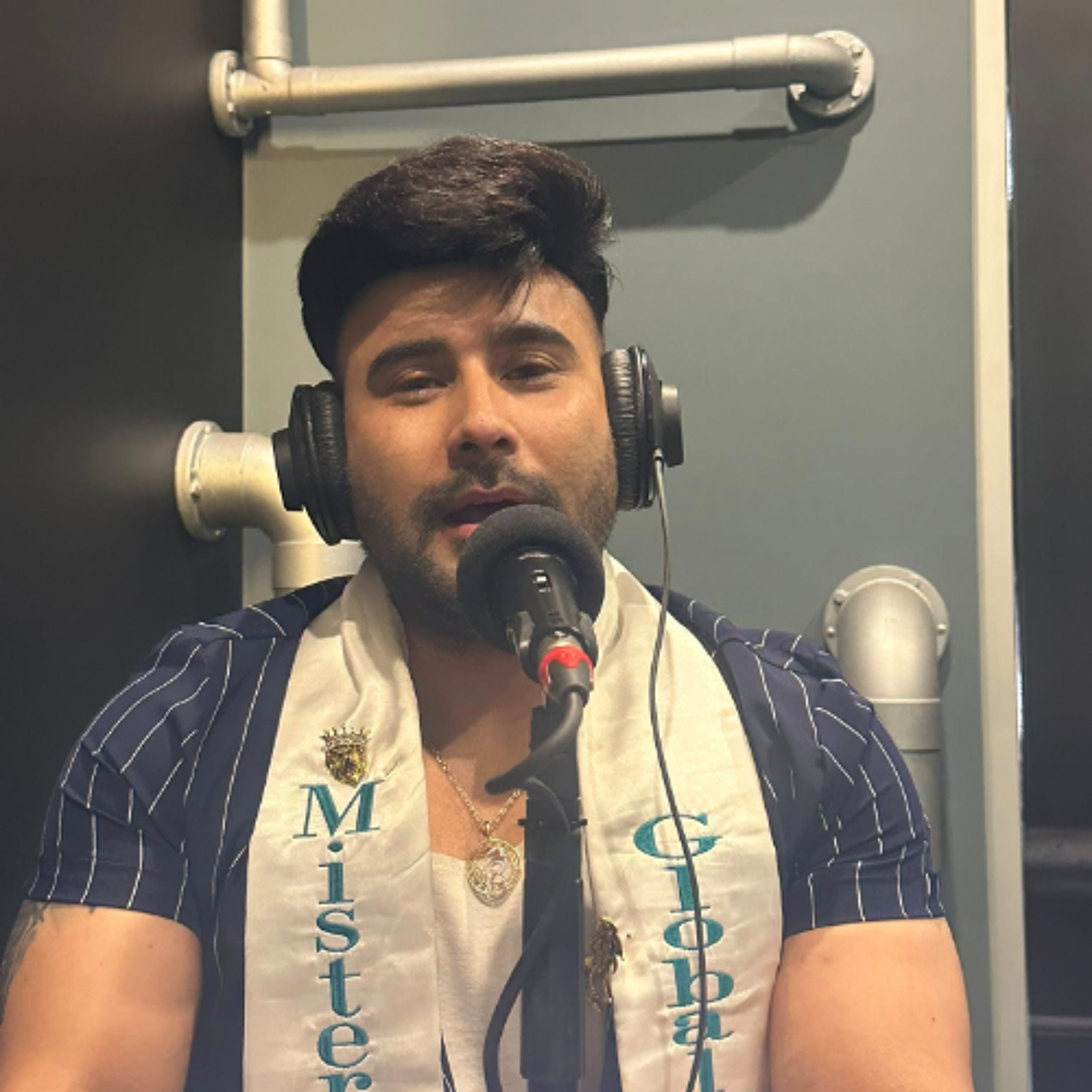 Episode #49 | Chasing Dreams & Staying Grounded with Amit Singh Saini ✨ episode artwork