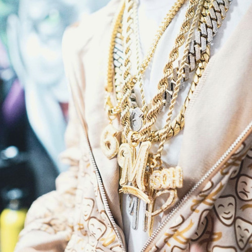 Holding On (feat. Peysoh)