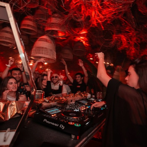 Laura Scavo Live @ Bazart w/ Lost Desert [CLOSING SET]