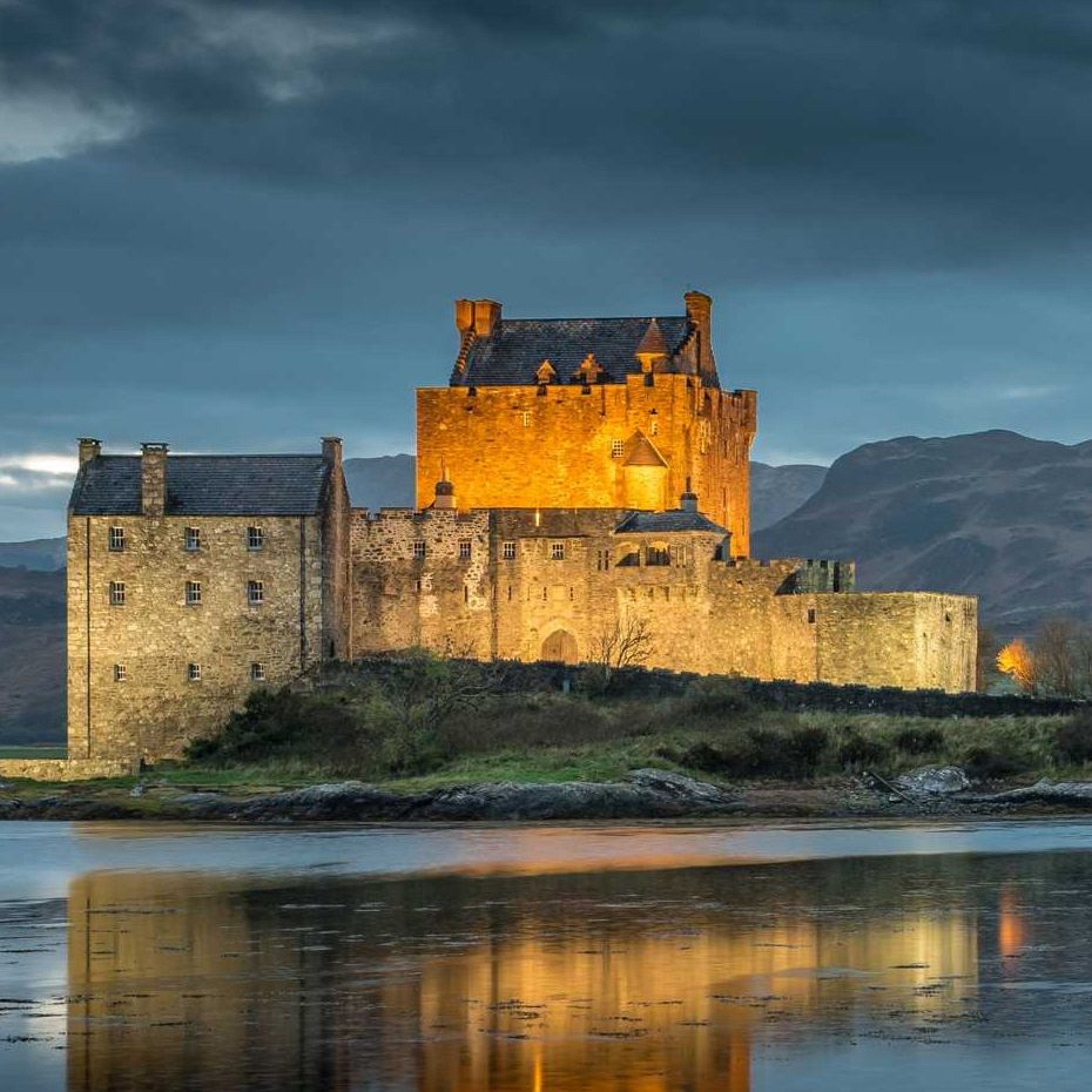 awanderingsky / skyrockstudio