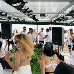 Boat Party (Arenal Volcano 🌋)