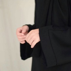 ❄𝄪 آلنآسُ تهجرني , و الله يَقبلني علَى عِـلّاتي 𝄪 ❄