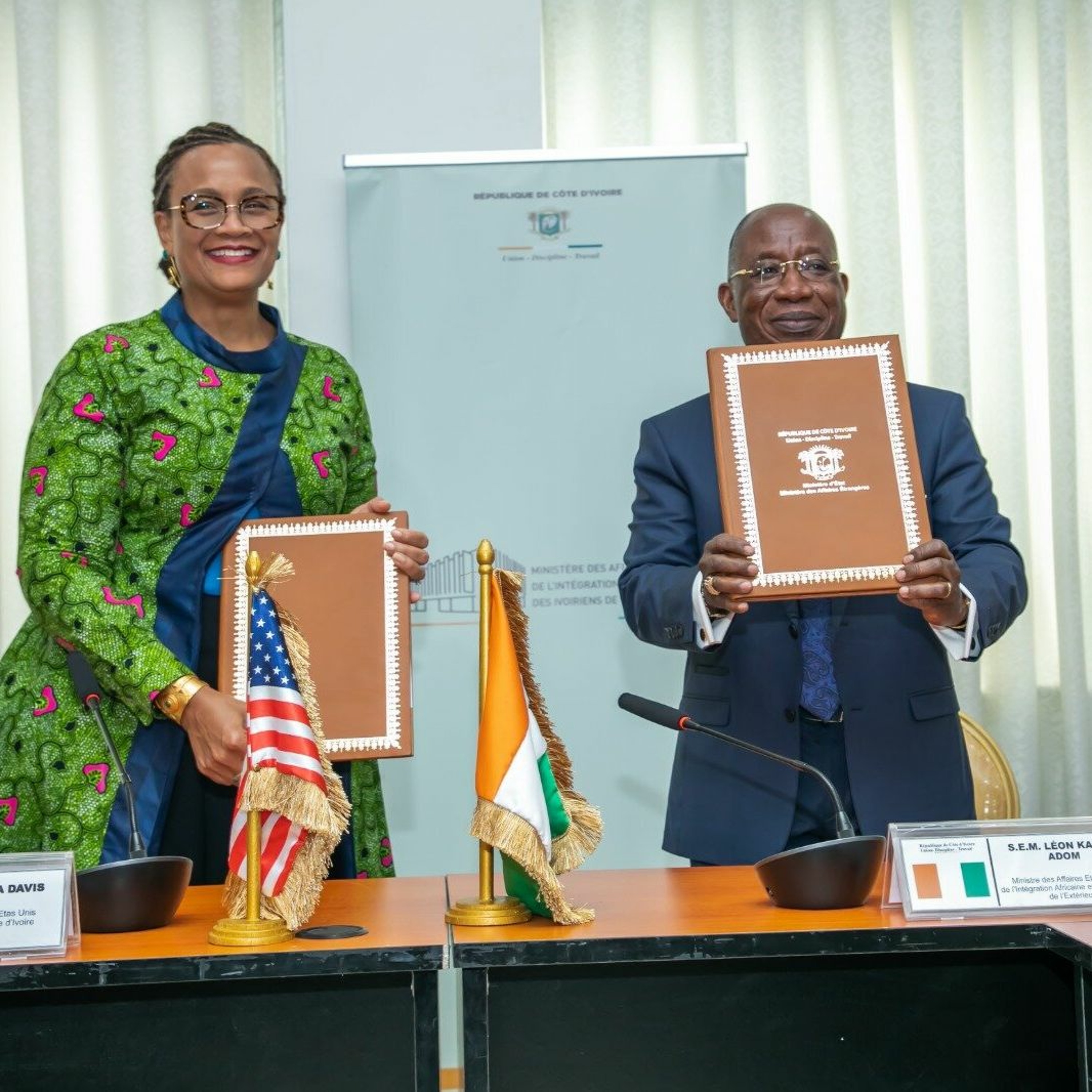 Côte D'Ivoire : ACCORD - MARITIME -entre la Côte d'Ivoire et les Etats-Unis episode artwork