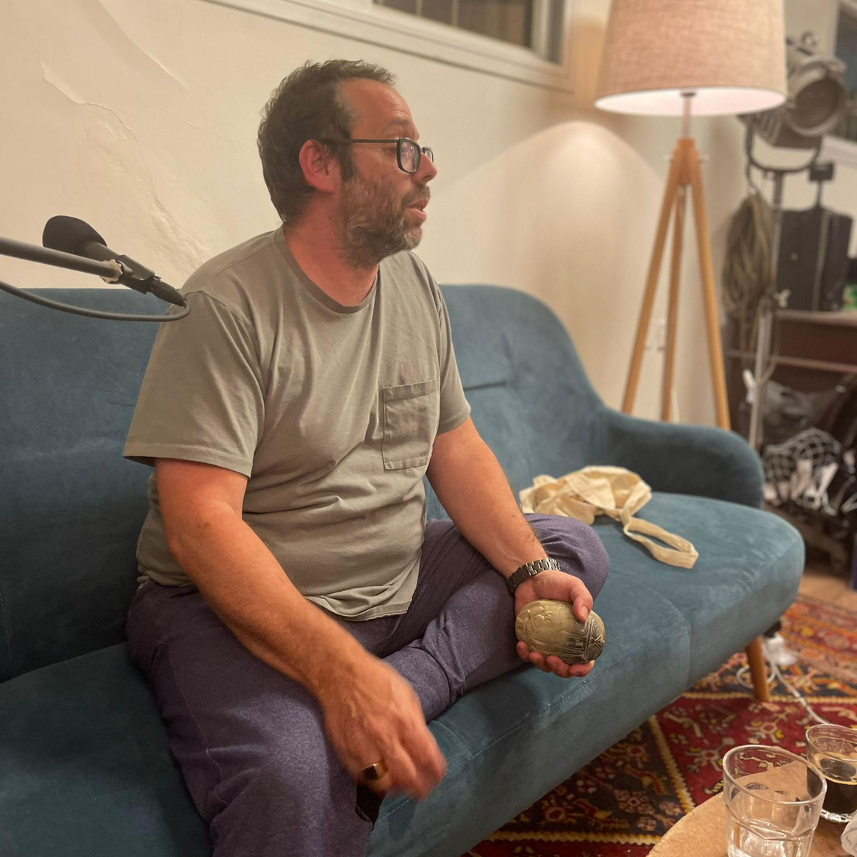 חומרי גלם: גבי ביבליוביץ episode artwork