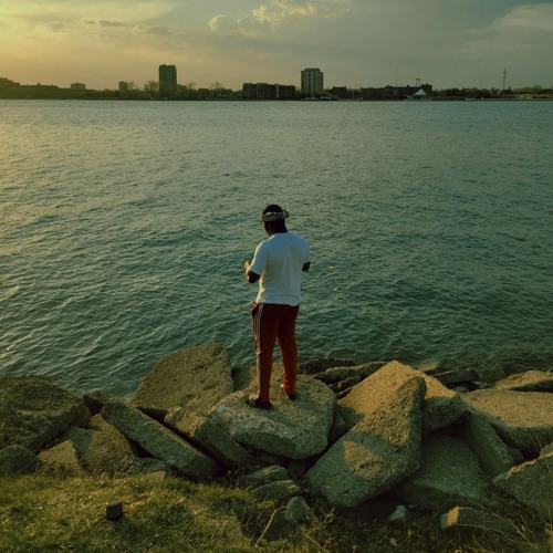 Vibing & Praising