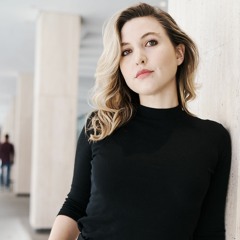 Adler Talks With Comedian Taylor Tomlinson