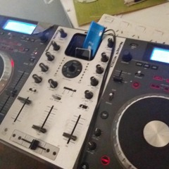 Soundcloud mix 002....wav