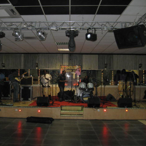 KOMPAS DU SUD Live Crazy (24-09-2011) WAS'NT MEANT TO BE