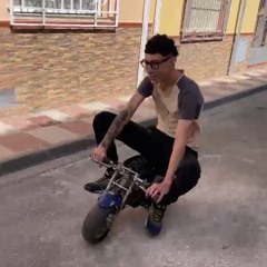 Wekeephigh ft 3molly