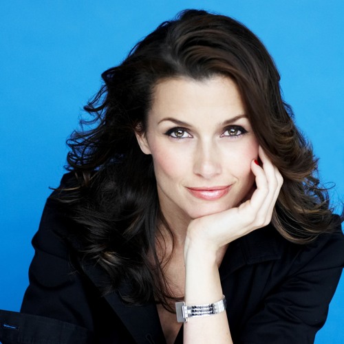336. Bridget Moynahan on how life comes at you fast
