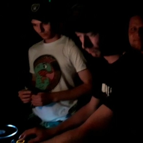 Rave Nation Zero Crossphaser Vs Distorted Thoughts Zat 28 Aug
