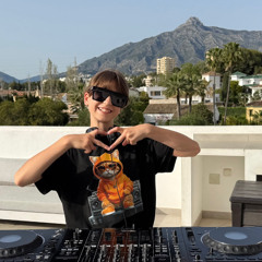 DJ GABI – 1-HOUR TECH HOUSE ROOFTOP DJ SET 2025 | Marbella, La Concha View