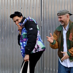 Giles Smith w/ CasuallyClued 050326