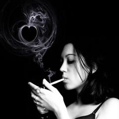 Auras - She Knows Me