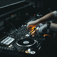 Guest Mix - PULZAR FM - The Send With Zeisha & Friends