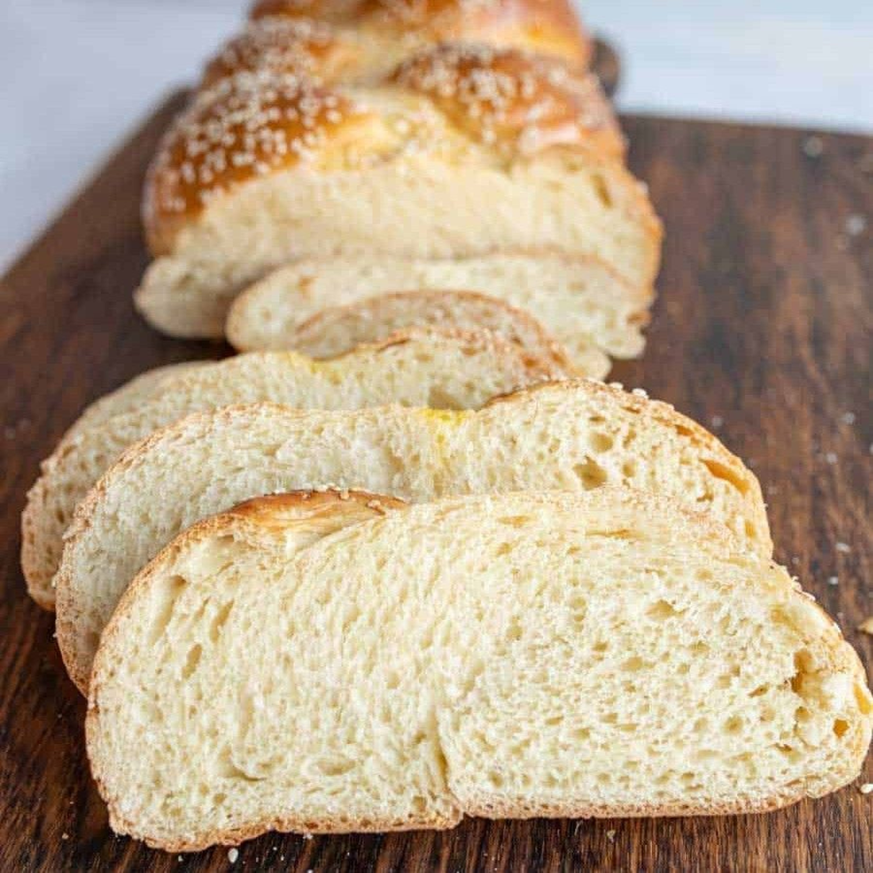 Leaving Bread on the Table For Birkat Ha-Mazon
