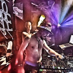 LIVE @ KITKAT CLUB BERLIN