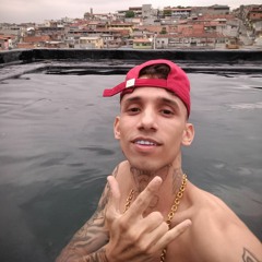 Tipo Hollywood, Passei De Nave Ela Me Viu Na Rua Da Agua Portando Fuzil