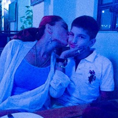люблю маму <3