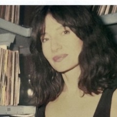 Minimal Wave w/ Veronica Vasicka 100625