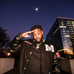 WHO BIGGER (feat. Frankrilla)