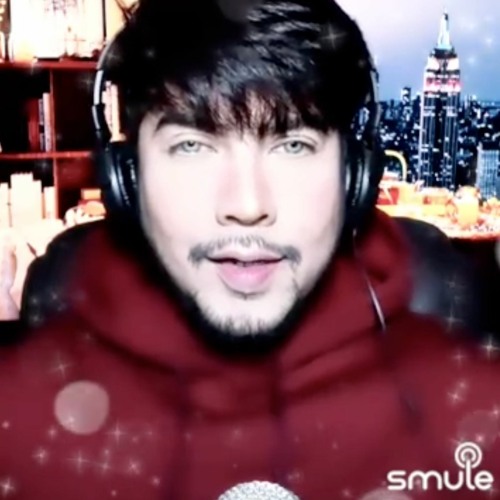Chestnuts roasting on an open fire meme guy