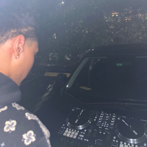 I WANT YOU CLOSE (SNIPPET)