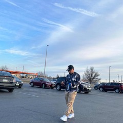 🥀✨𝐒𝐇𝐄’𝐒 𝐂𝐇𝐈𝐋𝐋𝐈𝐍’🥀✨