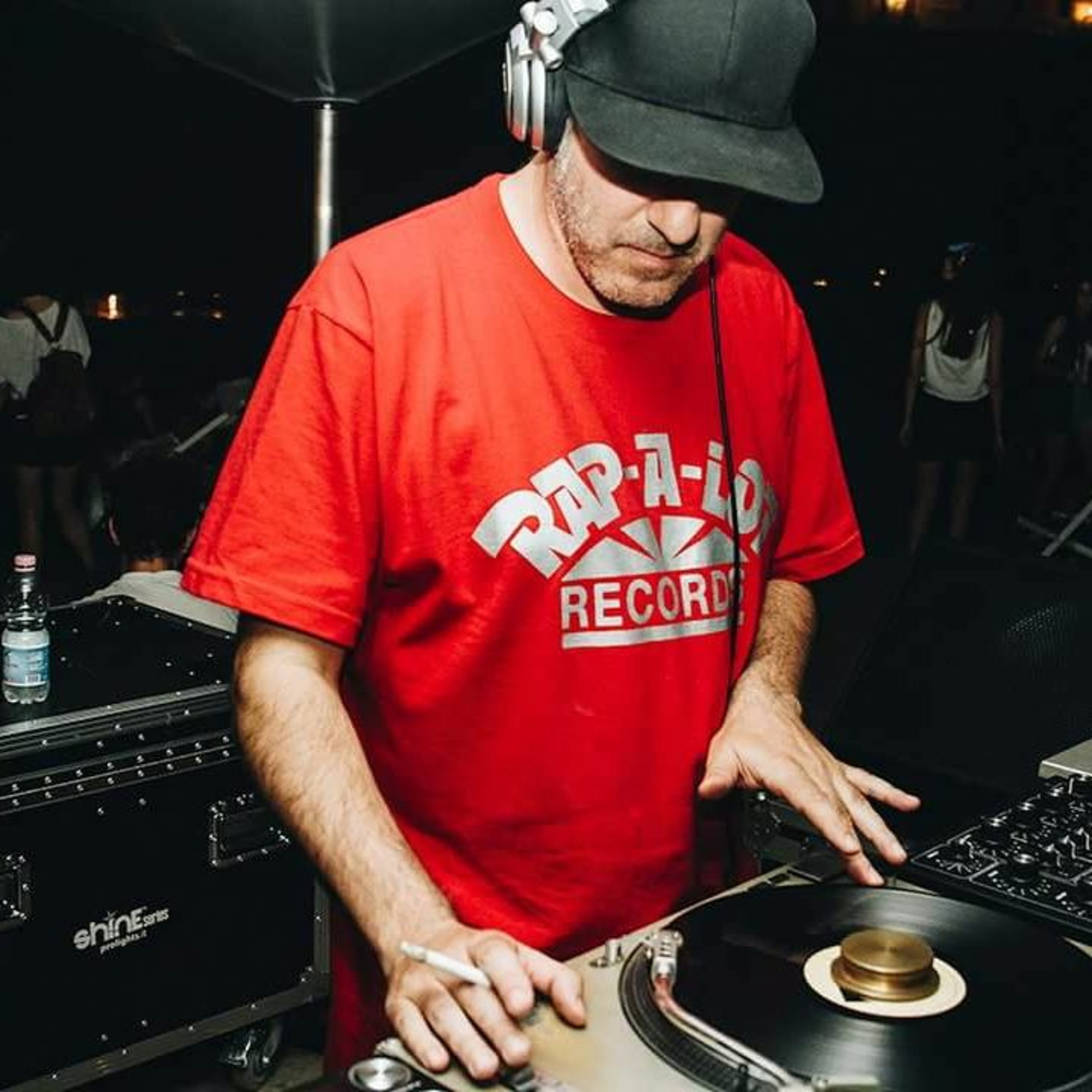 FAMILY HOUSE COLLECTIVE