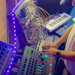 Short-Cuts from Eurorack Live-Performances