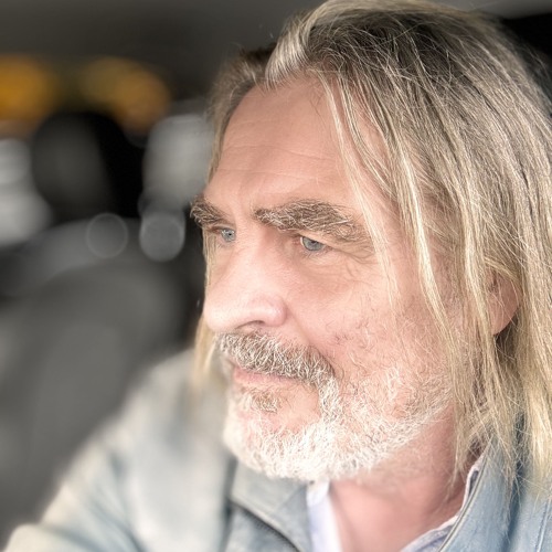 on the knees, on the ground.(indie).